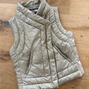 BCBGMaxAzria Beige Puffer Vest